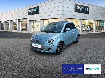 Gebraucht Fiat 500e Icon 86 kW (118 PS) 2022 Blaulackierung (metallic) Cabrio