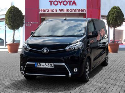 Gebraucht Toyota Proace Verso Plus 100 kW (136 PS) 2023 Graphitschwarz Kombi