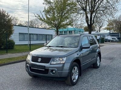 Usata Suzuki Grand Vitara Comfort 140 CV (102 kW) 2005 Grigio SUV