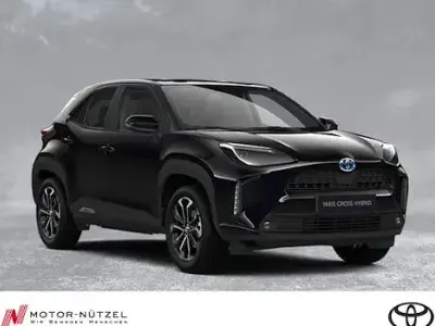 Neu Toyota Yaris Cross Sport 131 PS (96 kW) 2025 Schwarz SUV
