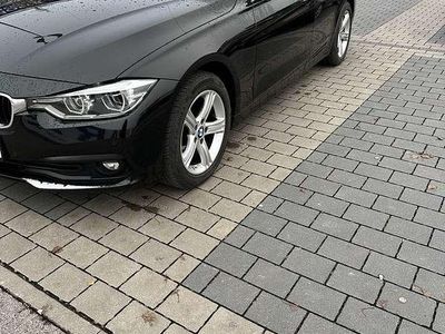 Gebraucht BMW 318 Advantage 150 PS (110 kW) 2017 Kombi
