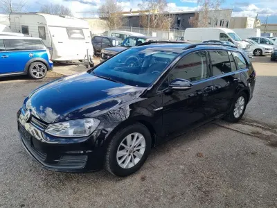 Gebraucht VW Golf VII Trendline 110 PS (80 kW) 2017 Schwarz Kombi