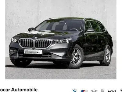 Second-hand BMW 520 Comfort Edition 208 CP (152 kW) 2025 Gri Break
