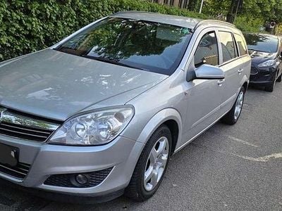 Usata Opel Astra Edition 116 CV (85 kW) 2008 Berlina
