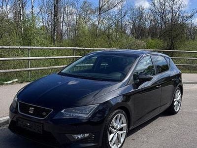 Second-hand Seat Leon FR 184 CP (135 kW) 2014 Negru Berlinǎ