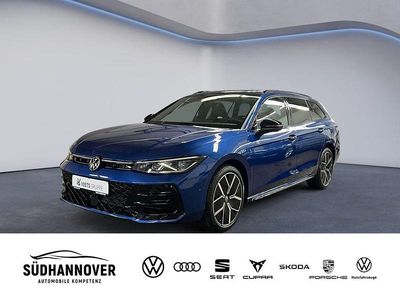 Second-hand VW Passat R-line 177 CP (130 kW) 2026 Albastru Break