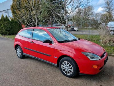 Gebraucht Ford Focus 75 PS (55 kW) 2000 Rot Kleinwagen
