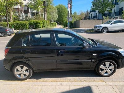 Usata Kia Rio 97 CV (71 kW) 2008 Nero Utilitaria