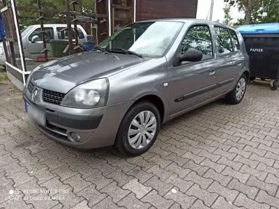 Gebraucht Renault Clio 75 PS (55 kW) 2003 Grau Kleinwagen