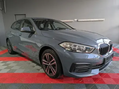 Gebraucht BMW 118 Advantage 140 PS (102 kW) 2020 Grau Kleinwagen