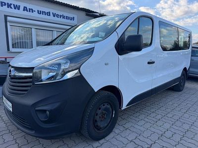 Second-hand Opel Vivaro 120 CP (88 kW) 2018 Alb Monovolum