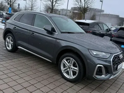 Gebraucht Audi Q5 S-Line 204 PS (150 kW) 2022 Grau SUV