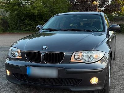 Usata BMW 118 122 CV (89 kW) 2005 Grigio Utilitaria