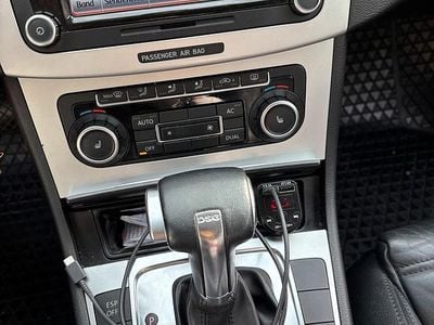 Second-hand VW Passat 150 CP (110 kW) 2010 Argintiu Break