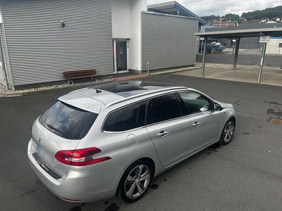 Gebraucht Peugeot 308 SW 130 PS (95 kW) 2015 Grau Kombi