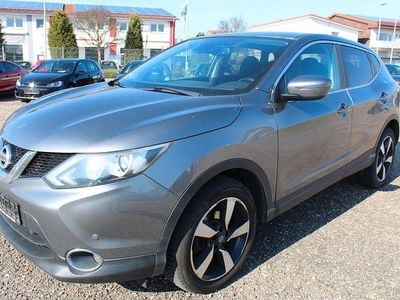 Gebraucht Nissan Qashqai Acenta 116 PS (85 kW) 2017 Grau SUV