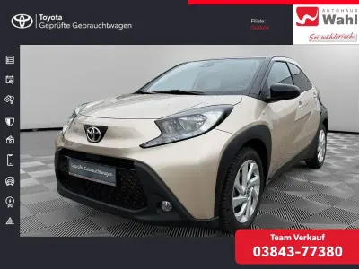 Gebraucht Toyota Aygo X Pulse 72 PS (52 kW) 2022 Gingerbeige SUV