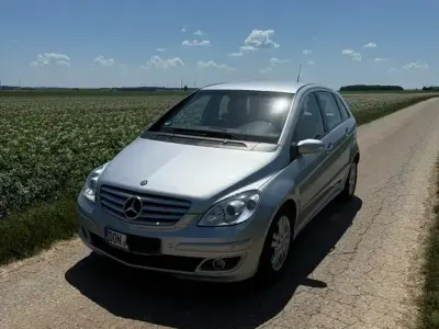 Gebraucht Mercedes B200 136 PS (100 kW) 2005 Silber Van / Kleinbus