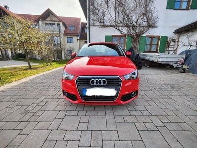 Usata Audi A1 Attraction 105 CV (77 kW) 2010 Rosso Utilitaria