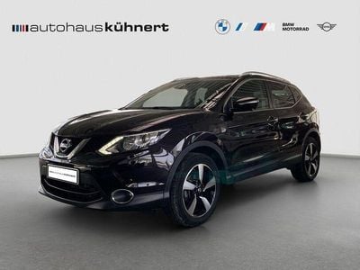 Gebraucht Nissan Qashqai 116 PS (85 kW) 2016 Schwarz SUV