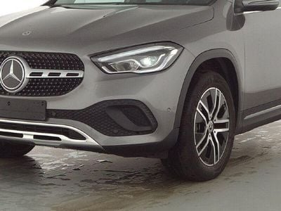 Gebraucht Mercedes GLA220 Progressive 190 PS (139 kW) 2021 Grau SUV