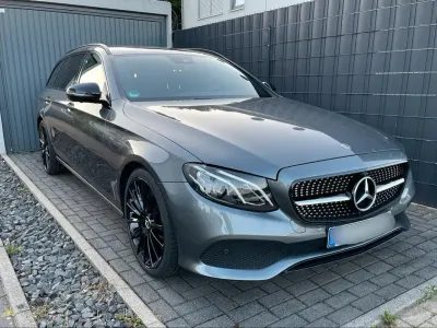 Gebraucht Mercedes E220 Avantgarde 194 PS (142 kW) 2018 Grau Kombi