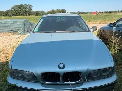 Gebraucht BMW 523 170 PS (125 kW) 2001 Silber Limousine