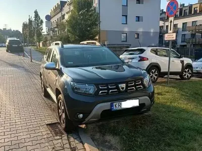 Gebraucht Dacia Duster 131 PS (96 kW) 2022 Grau SUV
