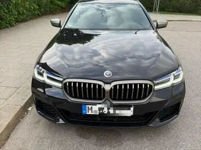 Gebraucht BMW M550 M Sport 530 PS (389 kW) 2021 Schwarz Limousine
