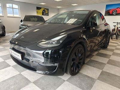 Schwarz Gebraucht 2022 Tesla Model Y Performance SUV | 40.950 € (Etwas zu teuer)