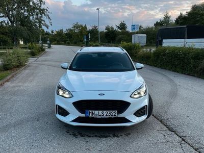 gebraucht Ford Focus St-Line 1.5Eco Bost