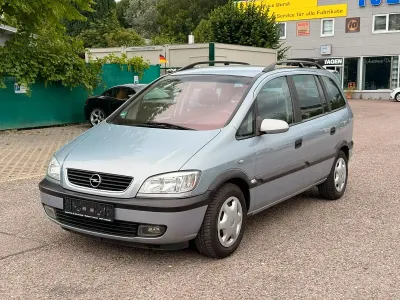 Gebraucht Opel Zafira 116 PS (85 kW) 2000 Silber Van / Kleinbus