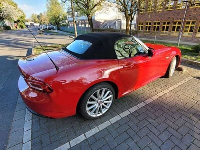 Fiat 124 Spider