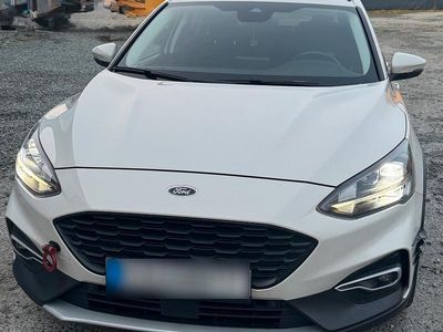 Usata Ford Focus Active 150 CV (110 kW) 2020 Bianco Station wagon