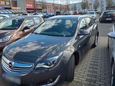 Gebraucht Opel Insignia Business 140 PS (102 kW) 2014 Silber Kombi