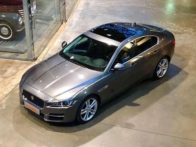 Gebraucht Jaguar XE Prestige 201 PS (147 kW) 2016 Ammonite grey Limousine