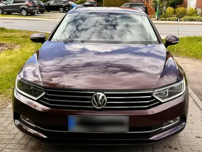 Gebraucht VW Passat Comfortline 150 PS (110 kW) 2016 Rot Kombi