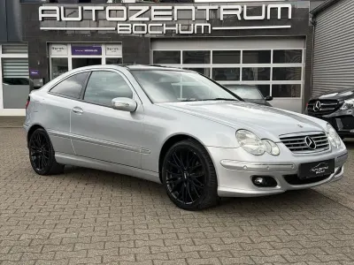 Gebraucht Mercedes C180 143 PS (105 kW) 2007 Silber Limousine