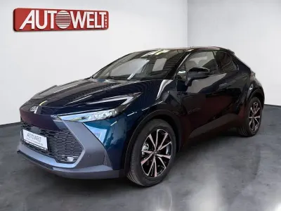 Neu Toyota C-HR 140 PS (102 kW) 2025 Schwarz SUV