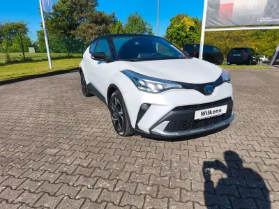 Gebraucht Toyota C-HR Team 152 PS (111 kW) 2022 Platinum white pearl mc (089)/ SUV