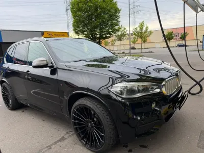 Gebraucht BMW X5 M50 Performance 381 PS (280 kW) 2014 Schwarz SUV