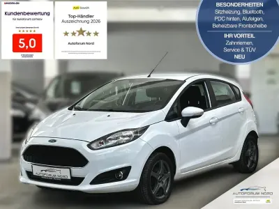 Gebraucht Ford Fiesta Celebration 101 PS (74 kW) 2017 Weiß Kleinwagen