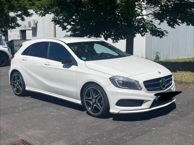 Gebraucht Mercedes A180 AMG line 166 PS (122 kW) 2013 Weiß Kleinwagen