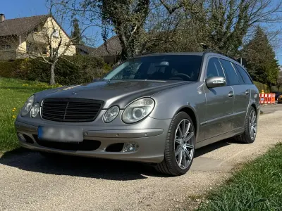 Gebraucht Mercedes E200 Classic 163 PS (119 kW) 2003 Silber Kombi