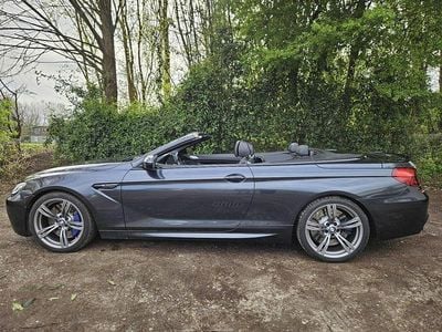 Begagnad BMW M6 Sport Line 560 HK (411 kW) 2013 Grå Cab