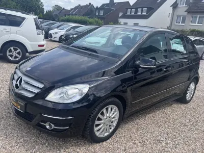 Gebraucht Mercedes B180 109 PS (80 kW) 2008 Schwarz Van / Kleinbus