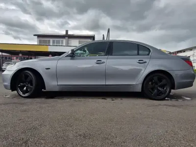 Gebraucht BMW 520 170 PS (125 kW) 2004 Grau Limousine
