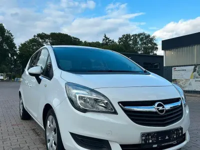 Gebraucht Opel Meriva 110 PS (80 kW) 2016 Weiß Van / Kleinbus