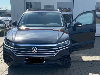 Gebraucht VW Touareg 231 PS (169 kW) 2019 Schwarz SUV