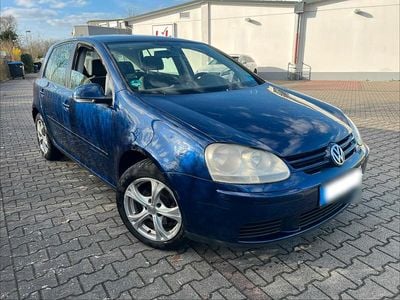 Gebraucht VW Golf V 75 PS (55 kW) 2005 Blau Kleinwagen
